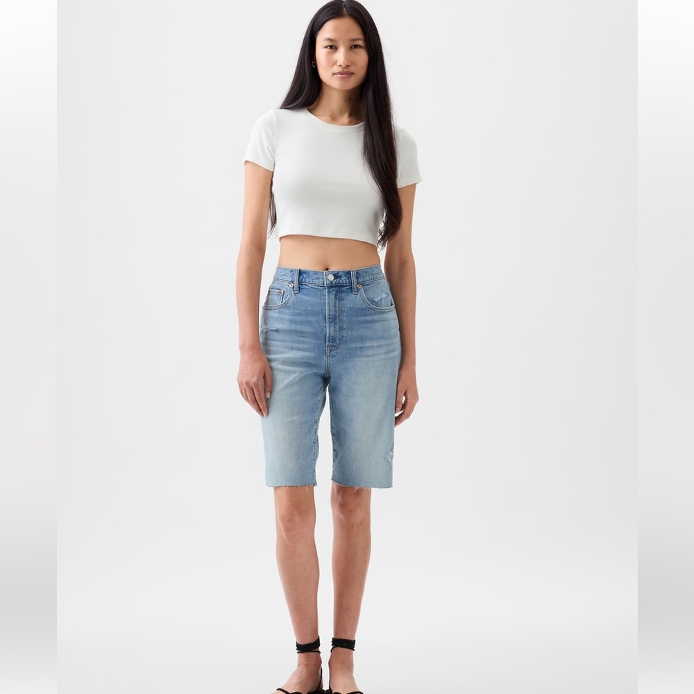GAP Blue Denim‎ High Rise Bermuda Shorts Sz. 8 Tall NWT